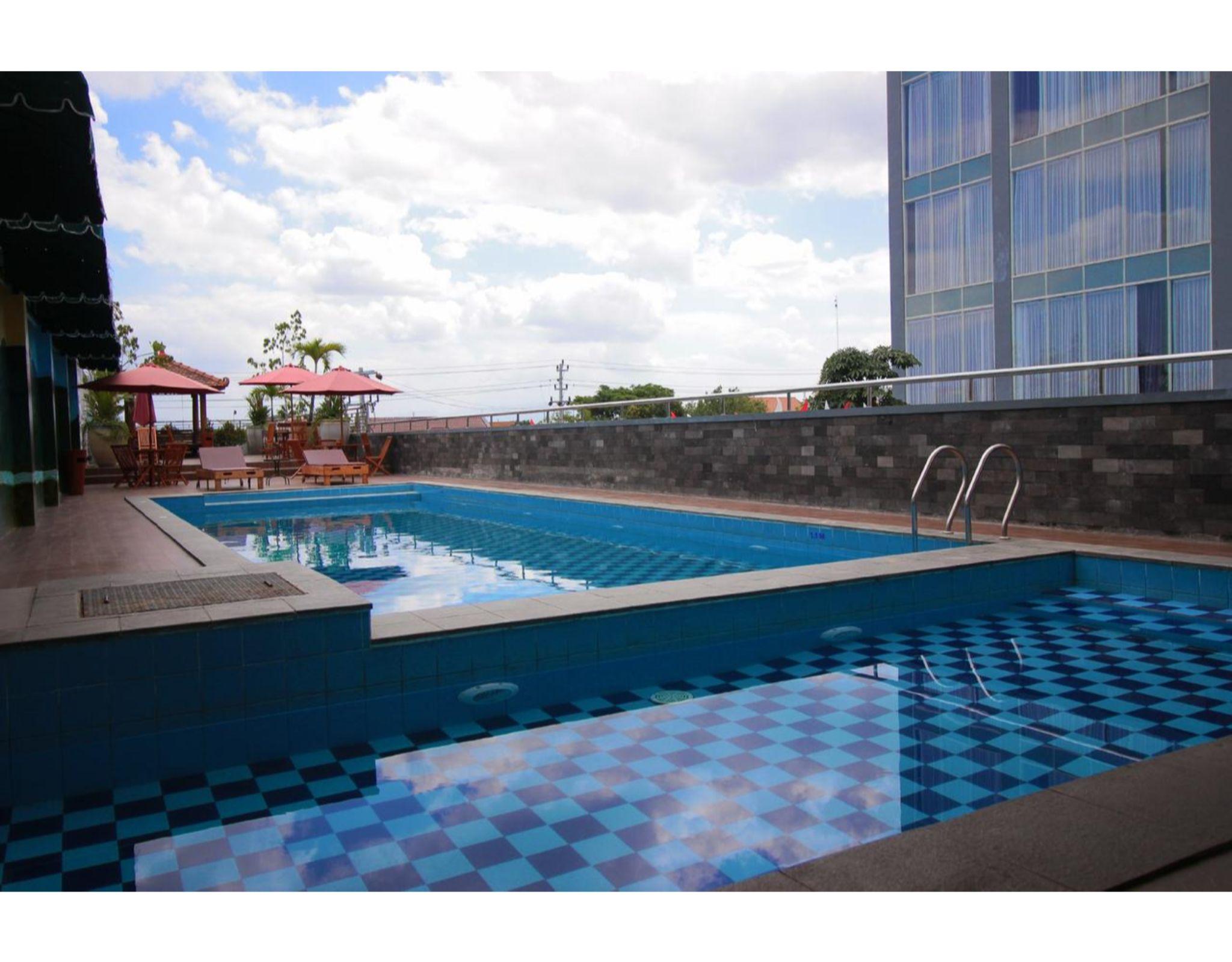 Forriz Hotel Yogyakarta Exterior foto